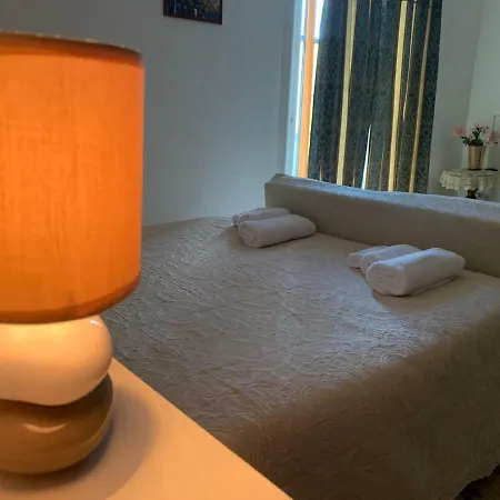 ホームステイ Casa 21 *